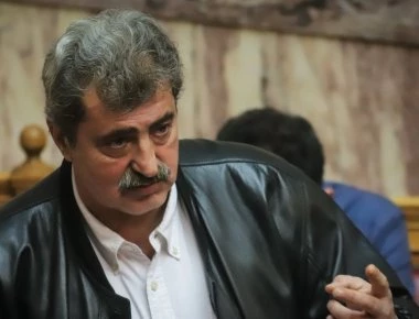 Επίθεση Πολάκη σε απολυμένο του ΚΕΕΛΠΝΟ: «Σκάσε τσογλάνι, πες τι κλέψατε!» (φώτο)